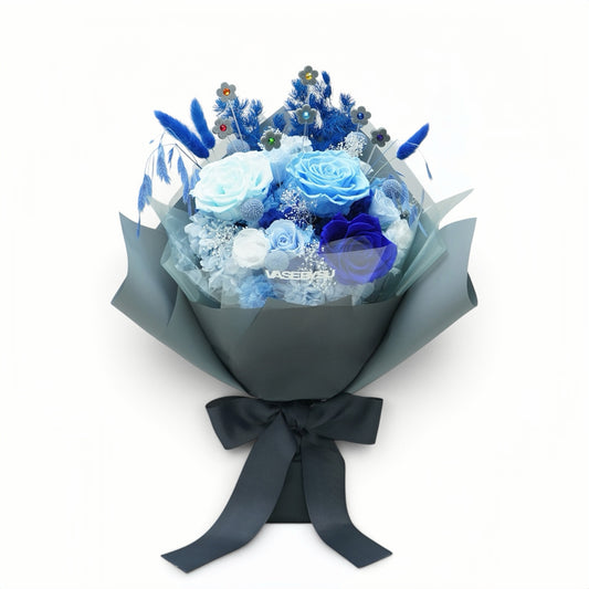 C-BLU01 (3 stems/7 crystals)
